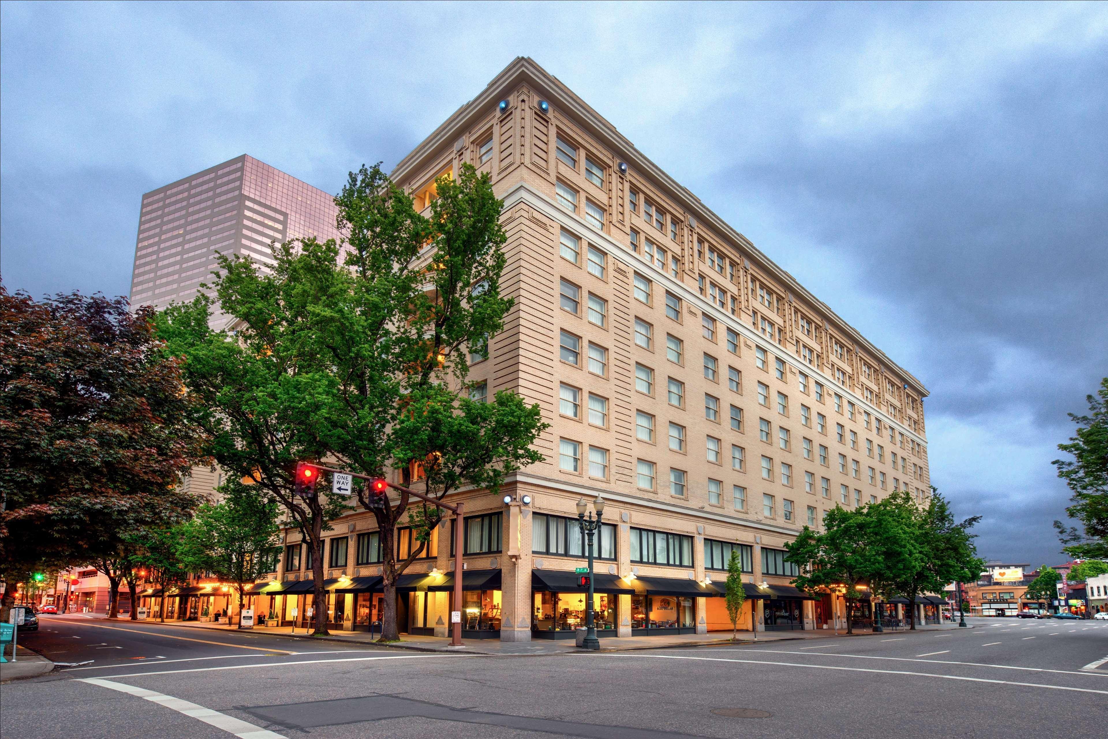 เอมบาสซี สวีท บาย ฮิลตัน พอร์ตแลนด์-ดาวน์ทาวน์ Hotel ภายนอก รูปภาพ