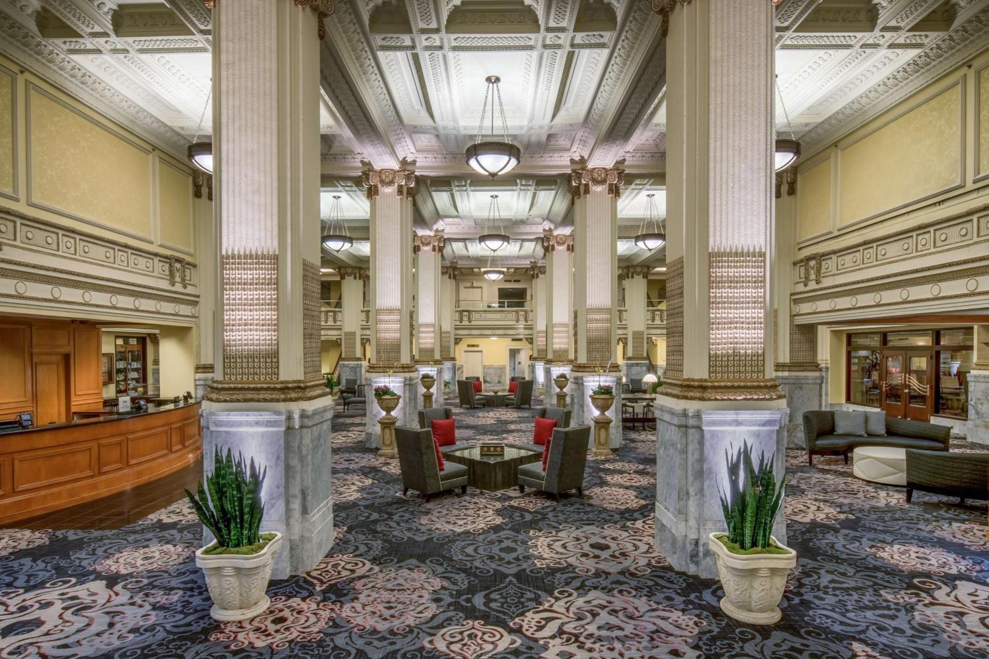 เอมบาสซี สวีท บาย ฮิลตัน พอร์ตแลนด์-ดาวน์ทาวน์ Hotel ภายนอก รูปภาพ