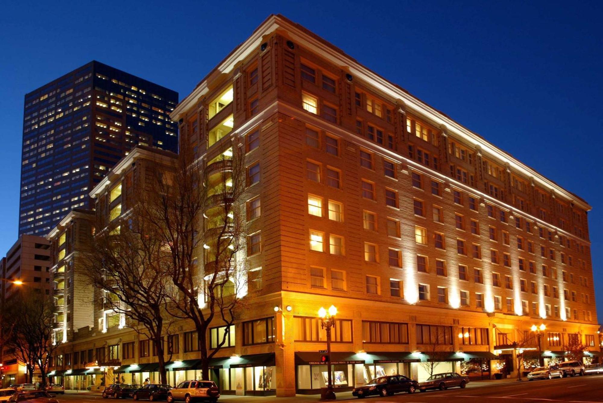 เอมบาสซี สวีท บาย ฮิลตัน พอร์ตแลนด์-ดาวน์ทาวน์ Hotel ภายนอก รูปภาพ